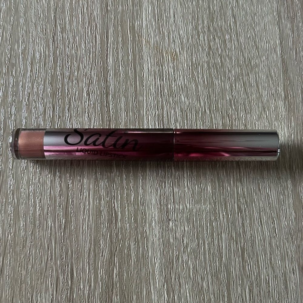NEW … JASMINE LA BELLE “Ombré Satin” Liquid Lipstick In PRALINE